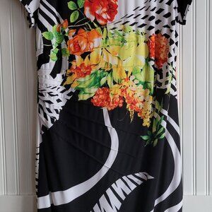 Monroe and Maine Women's Floral Mid-Length Dress